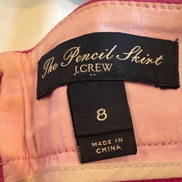 J Crew “The Pencil Skirt” in Fuschia - Picture 2 of 3